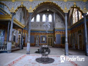 Private Tour: Istanbul Ottoman Palaces