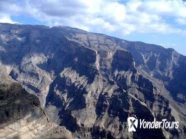 Private Tour: Jabal Shams Grand Canyon Adventure from Muscat