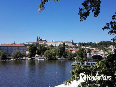 Private Tour: Prague Half-Day Discovery by Minivan