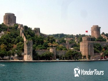 Private Tour: Rumeli Fortress and Anadolu Fortress from Istanbul