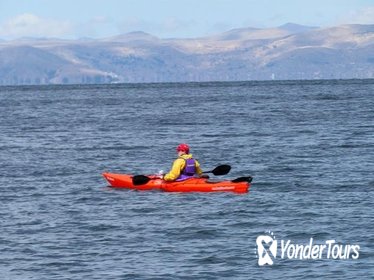 Private Tour: Taquile and Uros Islands by Kayak and Motorboat from Puno