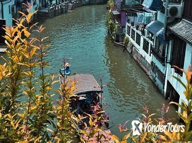 Private Tour: Zhujiajiao Water Town and Qibao Ancient Town from Shanghai