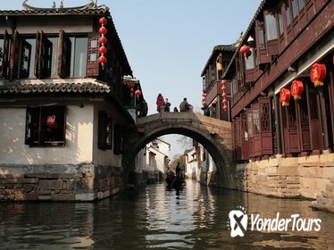 Private Tour: Zhujiajiao Water Town from Shanghai
