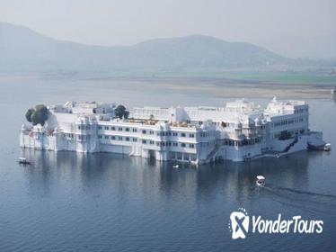 Private Udaipur Tour :2Night 3 Days With Hotel