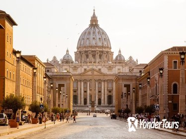 Private Vatican Highlights Skip-the-Line Tour plus a Taste of Rome