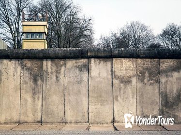 Private Walking Tour: Behind the Iron Curtain and Berlin Wall