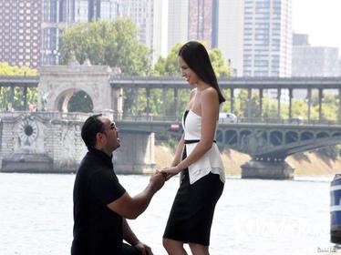 Proposal in Paris