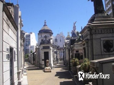 Recoleta Afternoon Walking Tour