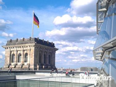Reichstag Glaskuppel und Parlamentsviertel
