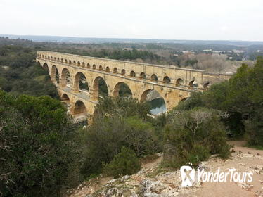 Roman Sites in Provence Half-Day Tour from Avignon Including Pont du Gard, Uzès and Nîmes
