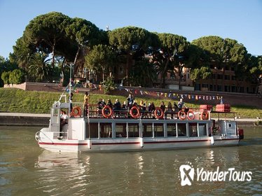 Rome Tiber River Cruise with Aperitivo