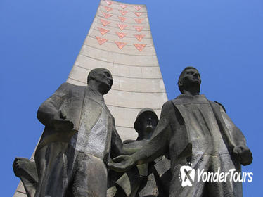 Sachsenhausen Concentration Camp Memorial Tour from Berlin