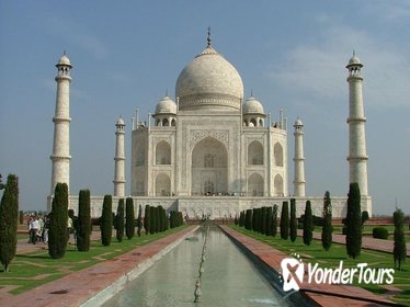 Same Day Taj Mahal Sunrise and Agra Fort Tour from Delhi