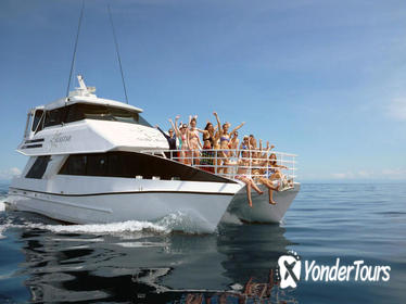 Seastar Luxury Outer Great Barrier Reef Island and Reef Tour from Cairns
