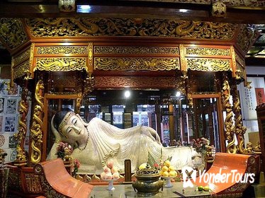 Shanghai Day Trip from Beijing by Air including Jade Buddha Temple Yu Garden and Tea Ceremony