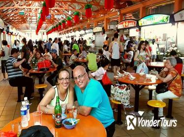 Singapore Hawker Center Food Tour and Neighborhood Walk with Hotel Transfer