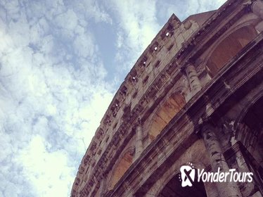Skip the line guided tour of Ancient Rome : Colosseum and Roman Forum