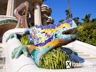 Skip the Line Guided Walking Tour: Gaudi's Park Guell in Barcelona