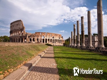 Skip the line: Colosseum, Forum and Vatican with Transfers & Lunch