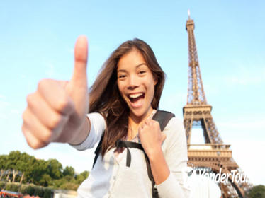 Skip the Line: Eiffel Tower Tickets and Small-Group Tour
