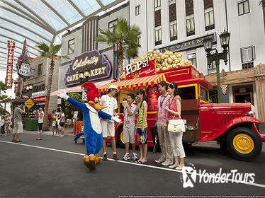 Skip the Line: VIP Tour of Universal Studios Singapore with Private Transfer