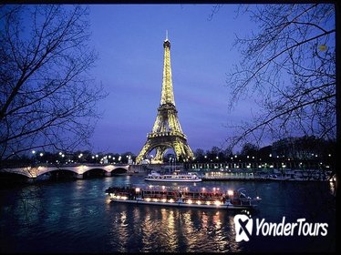 Skip-the-Line Eiffel Tower Summit Entrance Ticket and Evening Illuminations Cruise in Paris