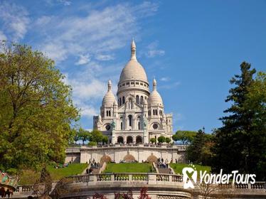 Small Group : Eiffel Tower & Cruise & Visit of Montmartre