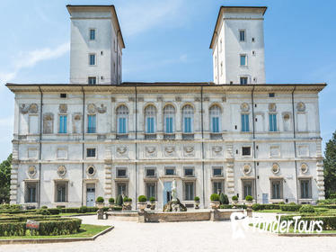 Small Group Gallery Borghese Tour with Skip-the-Line Admission