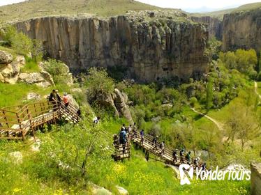 Small Group: Ihlara Valley and Derinkuyu Underground City Tour