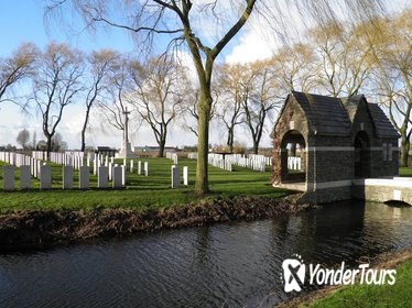 Small-Group Australian Battlefield Tour in Flanders from Brussels