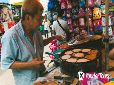 Small-Group Food Trail Walking Tour in Kuala Lumpur