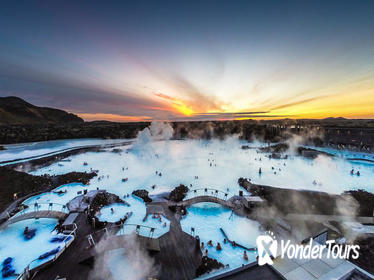 Small-Group Golden Circle and Blue Lagoon Tour