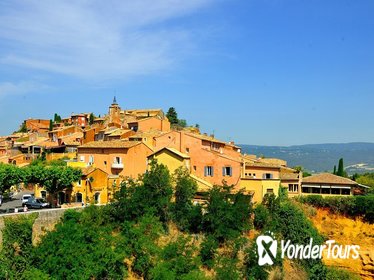 Small-Group Luberon Day Trip from Avignon Including Roussillon Ochre Trail Hiking and Provençal Wine Tasting