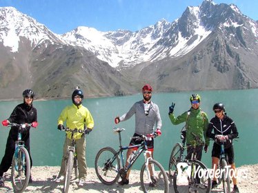Small-Group Mountain Bike Tour to El Yeso Reservoir and Maipo Valley