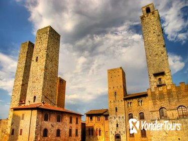 Small-Group San Gimignano and Volterra Day Trip from Siena