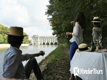 Small-Group Tour to Chambord, Chenonceau and lunch at a private chateau from Amboise