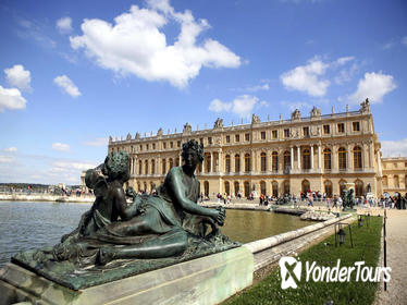 Small-Group Versailles Guided Tour from Paris