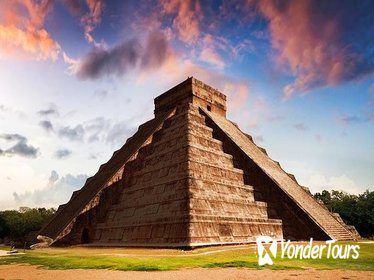 Special Spring Equinox Chichen Itza Tour from Cancun