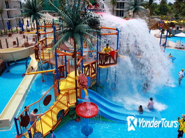 Splash Jungle Water Park Admission with Optional Transfer Splash Jungle Water Park Admission with Optional Transfer