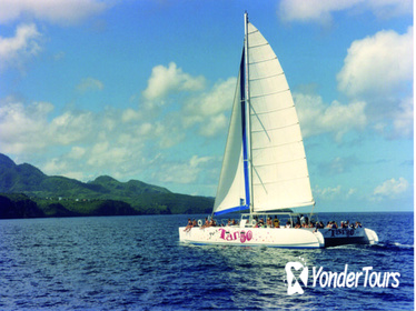 St Lucia Full-Day Catamaran Sightseeing Cruise With Snorkeling