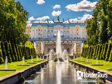 St. Petersburg Private Tour: Peterhof Palace and Fountains by Hydrofoil with Skip-the-Line Tickets