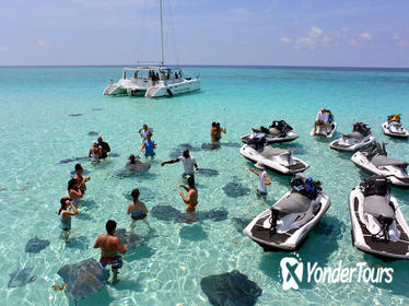 Stingray City and Starfish Beach Jet Ski Tour