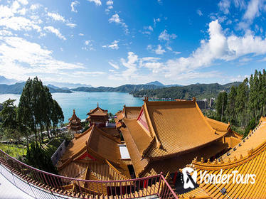 Sun Moon Lake and Nantou Cultural Experience with Wine and Tea Tasting