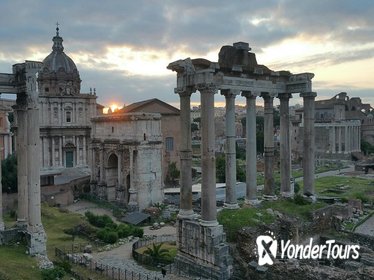 Sunrise in Rome- Experience by E-bike with Typical Italian Breakfast
