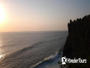 Sunset at Uluwatu Temple and Spa Tour