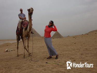 Sunset or Sunrise Tour: Pyramids of Giza by Horse or Camel