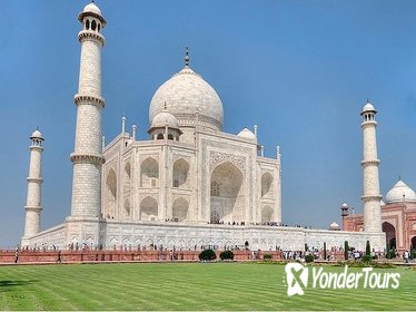 Taj Mahal and Agra Fort from Delhi