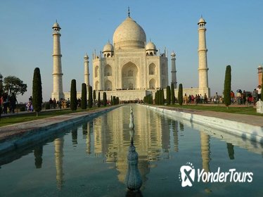 Taj Mahal and Agra Fort: Guided Day Tour from New Delhi