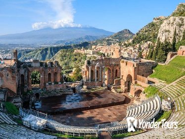 Taormina Walking Tour with Greek Theatre Visit