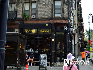 The East Side: Immigration and Foods of New York Private Walking Tour